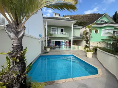 Casa com 3 Quartos à venda, 228m² no Taquara, Rio de Janeiro