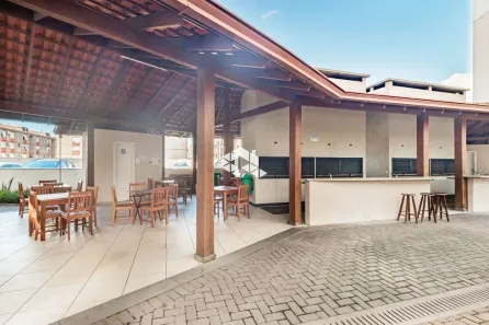 Apartamento com 2 Quartos à venda, 66m² no Vila Ipiranga, Porto Alegre