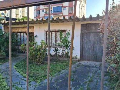 Casa com 2 Quartos à venda, 70m² no Tristeza, Porto Alegre