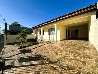 Casa com 3 Quartos à venda, 167m² no Jardim São Roque, Americana