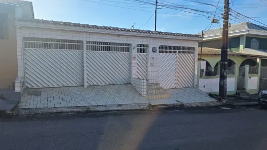 Casa com 4 Quartos à venda, 157m² no Nova Cidade, Manaus