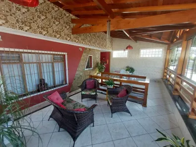 Casa com 4 Quartos à venda, 230m² no Monte Castelo, São José dos Campos