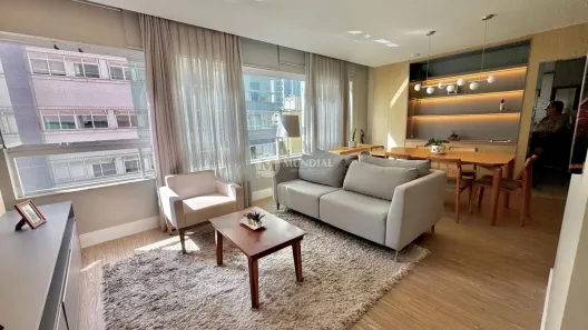 Apartamento com 3 Quartos para alugar, 122m² no Centro, Balneário Camboriú