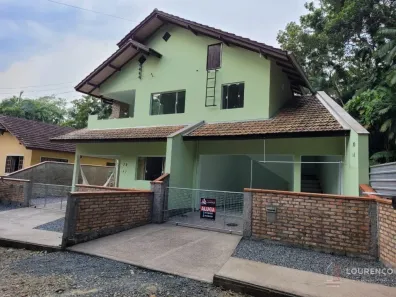 Casa com 2 Quartos para alugar, 125m² no Pirabeiraba (Pirabeiraba), Joinville