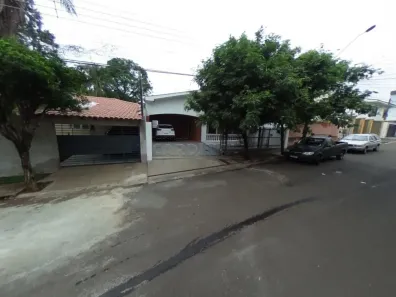 Casa com 3 Quartos para alugar, 199m² no Cidade Jardim, São Carlos