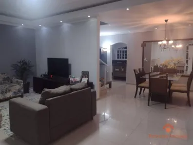 Casa com 4 Quartos à venda, 296m² no Parque Viana, Barueri