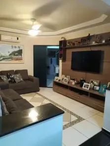 Casa com 3 Quartos à venda, 250m² no Jardim Marieta, Taubaté