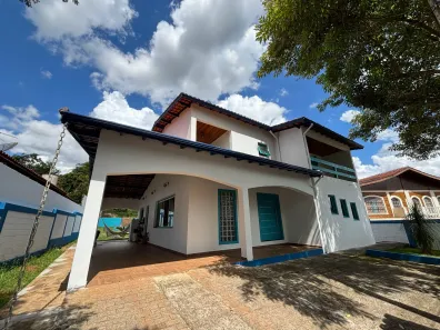 Fazenda/Sítio com 3 Quartos à venda, 1000m² no Jardim Imperial, Atibaia