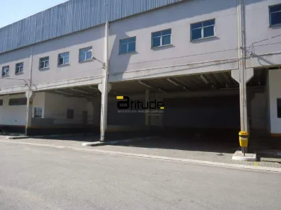 Galpão/Depósito/Armazém para alugar, 2598m² no Jardim Itaquiti, Barueri