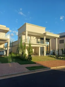 Casa de Condomínio com 4 Quartos à venda, 280m² no Granja Marileusa, Uberlândia