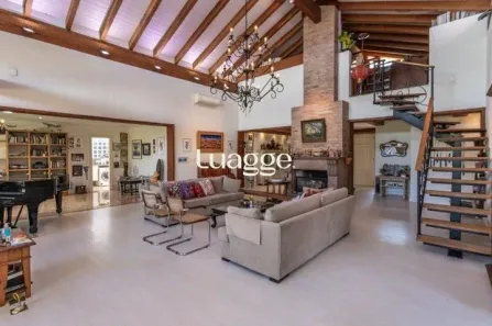 Casa de Condomínio com 2 Quartos para alugar, 385m² no Chapéu do Sol, Porto Alegre