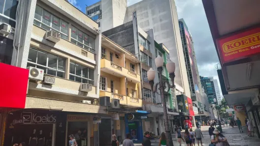 Sala Comercial para alugar, 102m² no Centro, Florianópolis