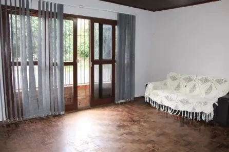 Casa com 3 Quartos para alugar, 175m² no Jardim Carvalho, Porto Alegre