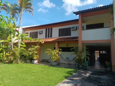 Casa de Condomínio com 6 Quartos à venda, 370m² no Recreio dos Bandeirantes, Rio de Janeiro