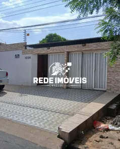 Casa com 3 Quartos à venda, 300m² no Lourival Parente, Teresina