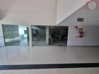 Ponto Comercial à venda, 130m² no Caminho das Árvores, Salvador