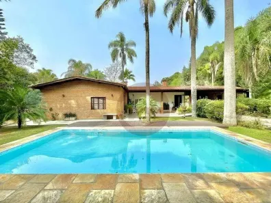Casa de Condomínio com 3 Quartos à venda, 398m² no Moinho Velho, Embu das Artes
