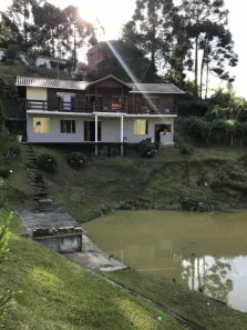 Fazenda/Sítio com 5 Quartos à venda, 380m² no Centro, São Bento do Sul