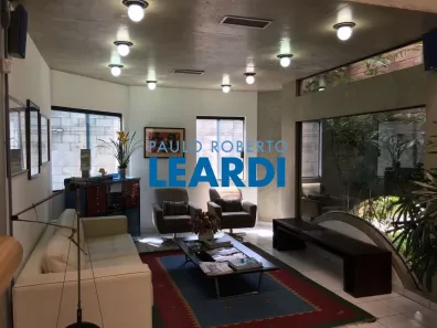 Ponto Comercial à venda, 850m² no Vila Tramontano, São Paulo