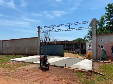 Fazenda/Sítio com 3 Quartos à venda, 10m² no Dom Pedro I, Londrina