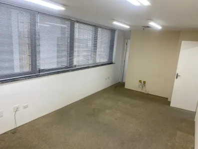Sala Comercial para alugar, 50m² no Indianópolis, São Paulo