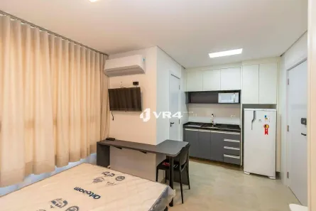 Apartamento com 1 Quarto para alugar, 18m² no Água Verde, Curitiba