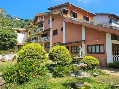 Casa com 6 Quartos à venda, 600m² no Centro Alto, Ribeirão Pires