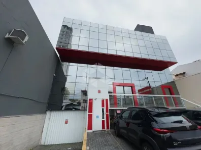 Prédio Comercial para alugar, 542m² no Estreito, Florianópolis