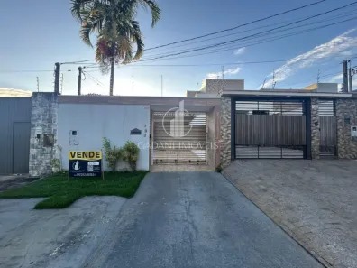 Casa com 3 Quartos à venda, 340m² no Jardim Belo Horizonte, Sinop