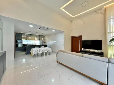 Casa de Condomínio com 4 Quartos à venda, 200m² no Emaús, Parnamirim
