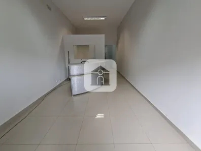 Sala Comercial para alugar, 90m² no Santa Mônica, Uberlândia