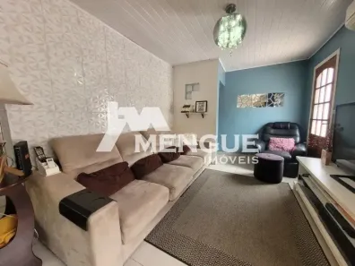 Casa com 3 Quartos à venda, 203m² no Santa Maria Goretti, Porto Alegre