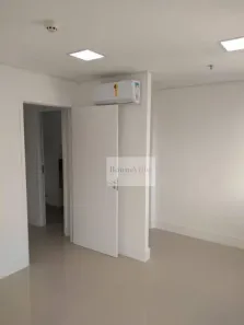 Sala Comercial à venda, 32m² no Chácara Santo Antônio (Zona Sul), São Paulo