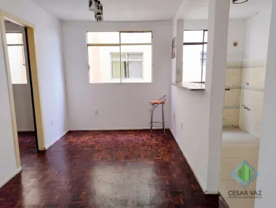 Apartamento com 2 Quartos à venda, 48m² no Praia Comprida, São José