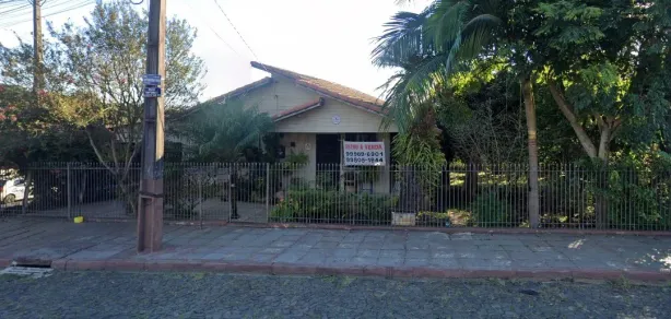 Casa com 2 Quartos à venda, 144m² no Uvaranas, Ponta Grossa