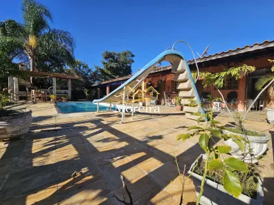 Fazenda/Sítio com 3 Quartos à venda, 1400m² no , Mairinque