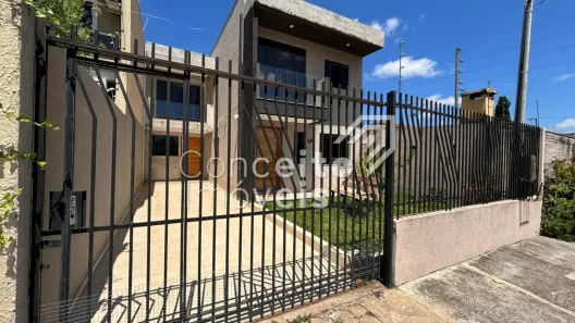 Sobrado com 3 Quartos à venda, 179m² no Uvaranas, Ponta Grossa