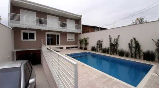 Casa com 4 Quartos à venda, 247m² no Forquilhas, São José