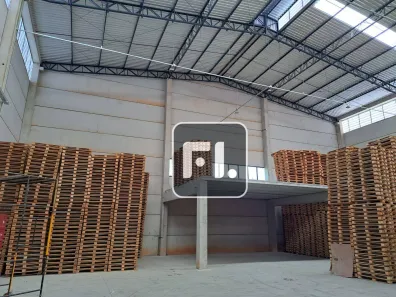 Galpão/Depósito/Armazém para alugar, 3100m² no Iporanga, Sorocaba