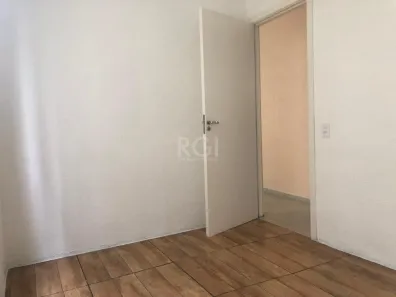 Apartamento com 2 Quartos à venda, 40m² no Mário Quintana, Porto Alegre