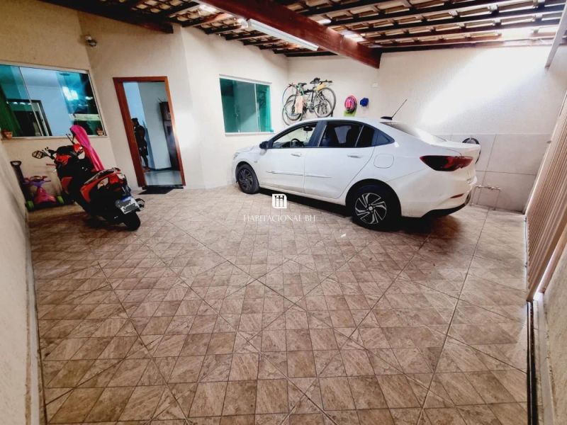 Casa com 3 quartos — Planalto, Belo Horizonte