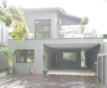 Casa de Condomínio com 4 Quartos para alugar, 220m² no Parque Residencial Itapeti, Mogi das Cruzes