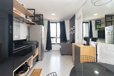 Apartamento com 1 Quarto para alugar, 28m² no Centro, Curitiba