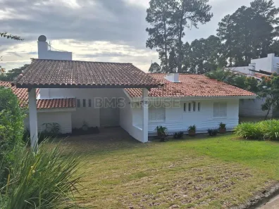 Casa com 3 Quartos para alugar, 280m² no Granja Santa Maria, Carapicuíba