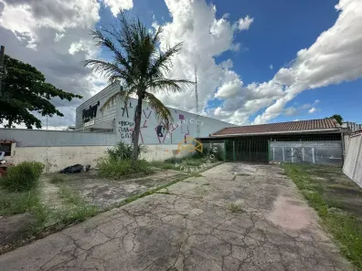 Imóvel Comercial com 3 Quartos à venda, 360m² no Jardim do Lago, Campinas