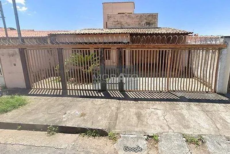 Casa com 4 quartos — Dona Clara, Belo Horizonte