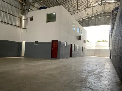 Galpão/Depósito/Armazém com 3 Quartos para alugar, 678m² no Parque Aurora, Campos dos Goytacazes
