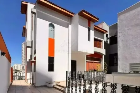 Sobrado com 4 Quartos à venda, 389m² no Vila Assunção, Santo André