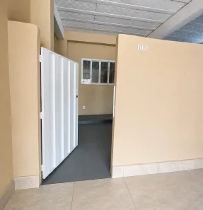 Casa com 2 Quartos para alugar, 82m² no Santa Cruz Industrial, Contagem
