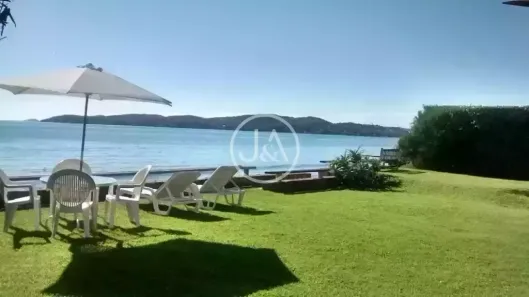 Casa com 5 Quartos à venda, 450m² no Praia Rasa, Armação dos Búzios